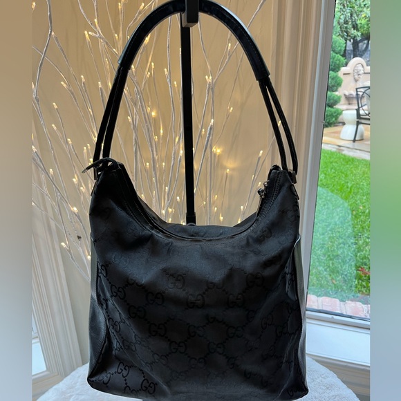 Authentic Gucci monogram vintage  shoulder bag - Picture 11 of 15